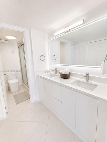5838 Collins Ave 5G, Miami Beach, FL 33140