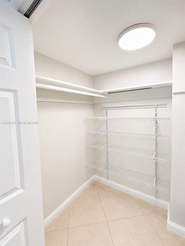 5838 Collins Ave 5G, Miami Beach, FL 33140