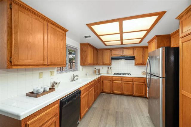904 N 1st Avenue D, Arcadia, CA 91006