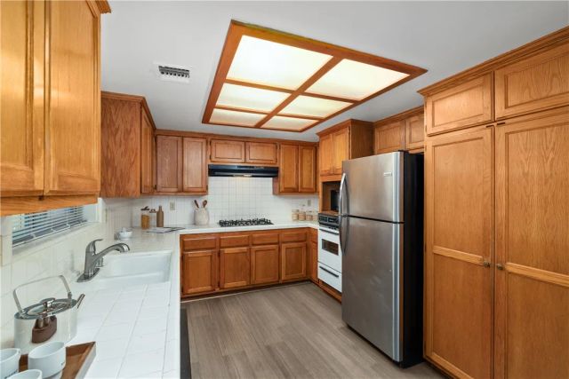 904 N 1st Avenue D, Arcadia, CA 91006