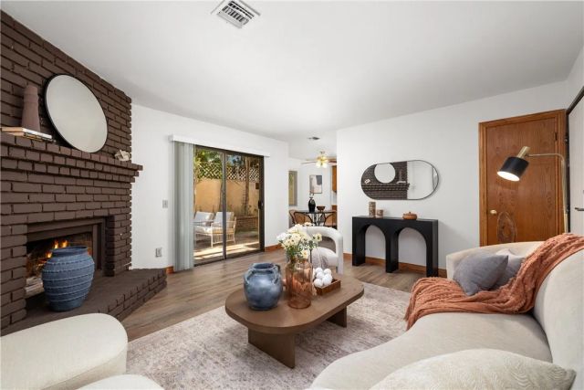 904 N 1st Avenue D, Arcadia, CA 91006