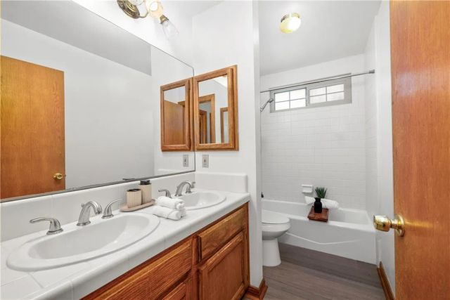 904 N 1st Avenue D, Arcadia, CA 91006