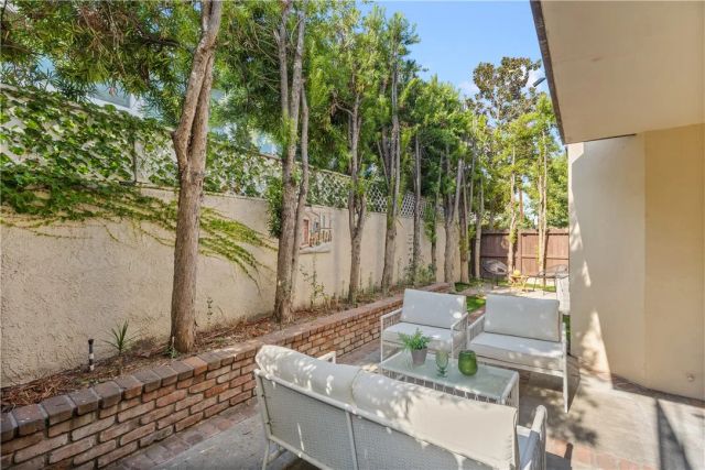 904 N 1st Avenue D, Arcadia, CA 91006