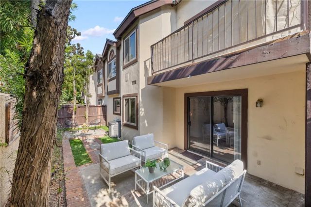 904 N 1st Avenue D, Arcadia, CA 91006