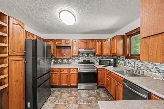 13205 120th Avenue, Rodney, MI 49342