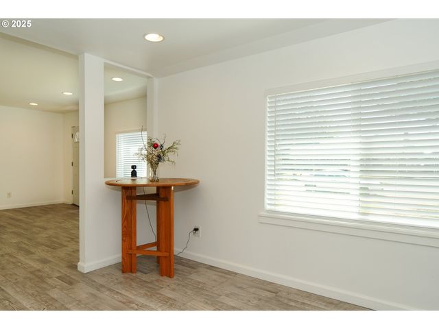2650 Se 164TH Ave, Portland, OR 97236