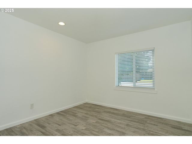 2650 Se 164TH Ave, Portland, OR 97236