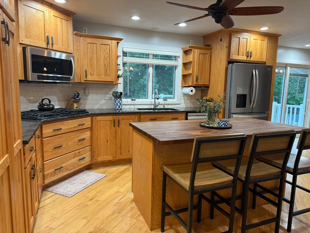 6817 Springbrook Lane, Cooper Twp, MI 49004