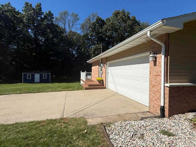 6817 Springbrook Lane, Cooper Twp, MI 49004