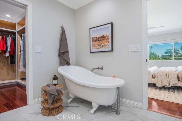 3325 Alginet, Encino (los Angeles), CA 91436