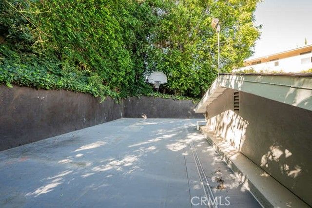 3325 Alginet, Encino (los Angeles), CA 91436