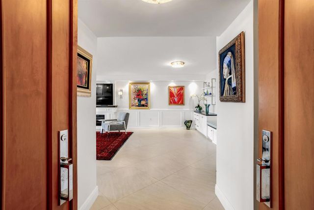 1800 S Ocean Boulevard 6-B, Boca Raton, FL 33432