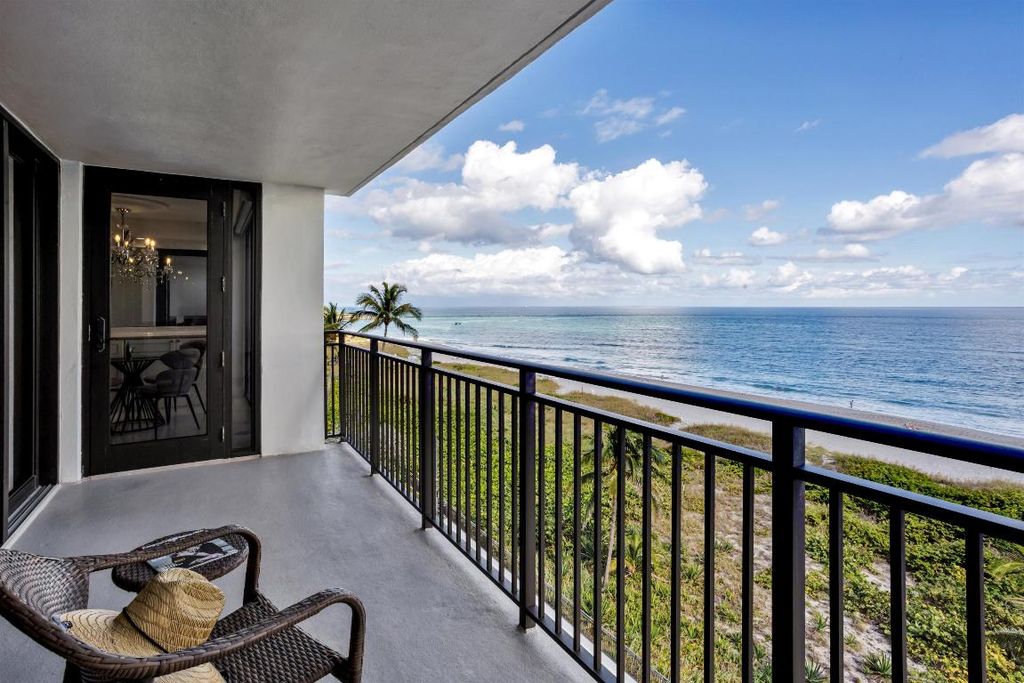 Image 20 of property listing at 1800 S Ocean Boulevard 6-B, Boca Raton, FL 33432