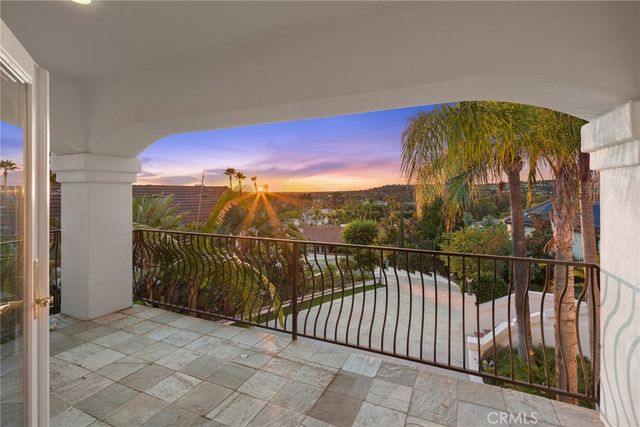 128 S Derby Circle, Anaheim Hills, CA 92808