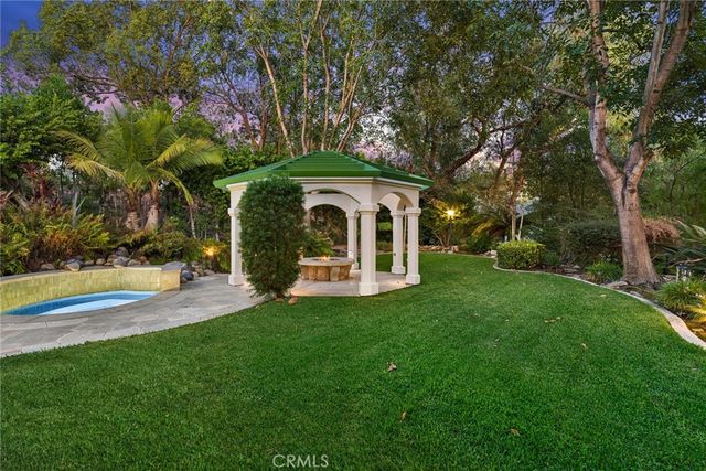 128 S Derby Circle, Anaheim Hills, CA 92808