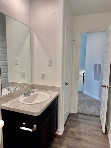 730 Tejas Village Parkway, Beasley, TX 77417