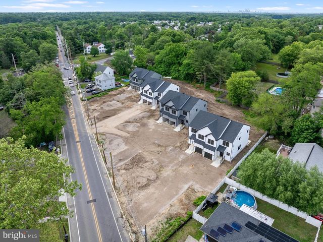 425 ALMONESSON RD, Blackwood, NJ 08012