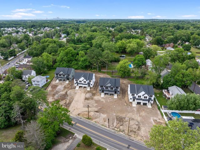 425 ALMONESSON RD, Blackwood, NJ 08012