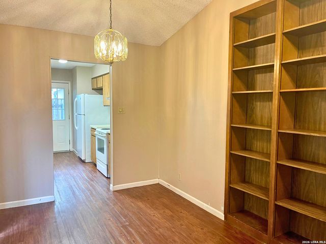 5308 GAWAIN DR, San Antonio, TX 78218