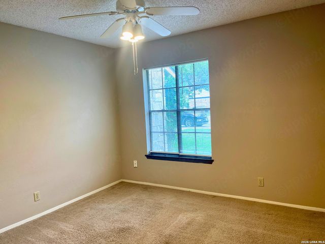 5308 GAWAIN DR, San Antonio, TX 78218