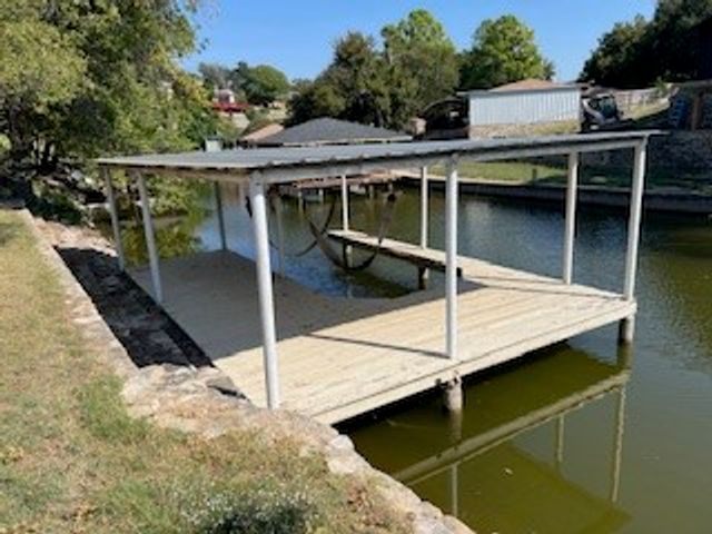 201 Peninsula Court, Granbury, TX 76048