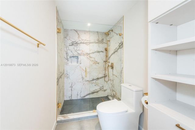 848 Brickell Key Dr 2703, Miami, FL 33131