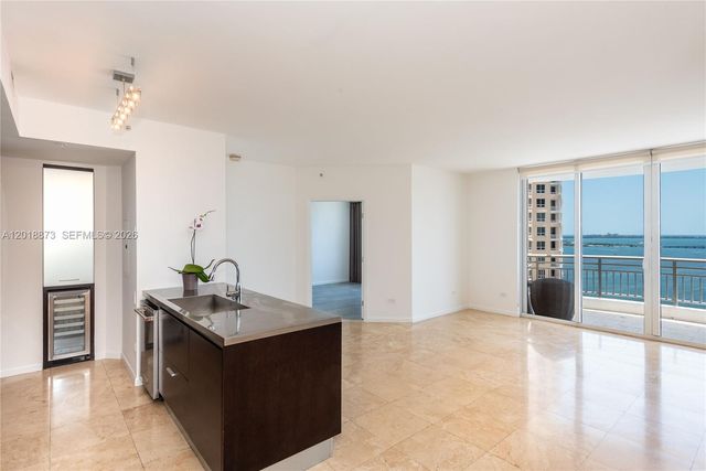 848 Brickell Key Dr 2703, Miami, FL 33131