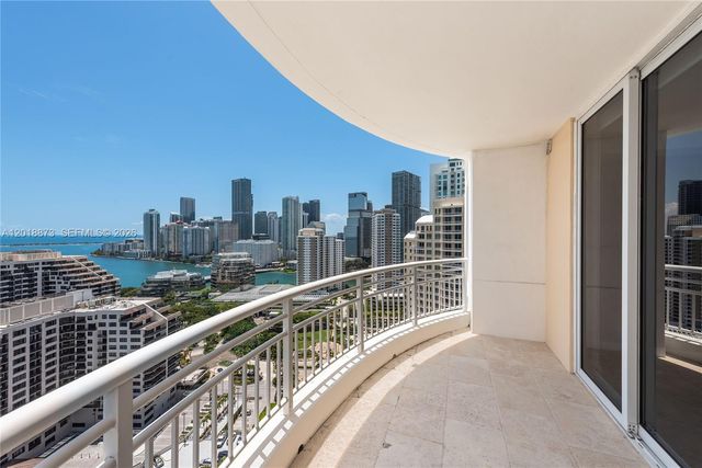 848 Brickell Key Dr 2703, Miami, FL 33131
