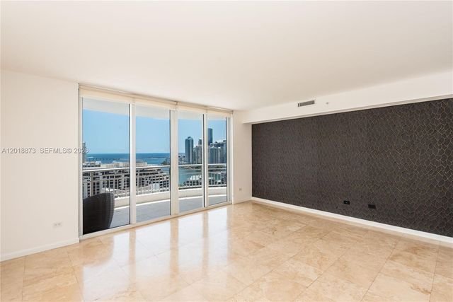 848 Brickell Key Dr 2703, Miami, FL 33131