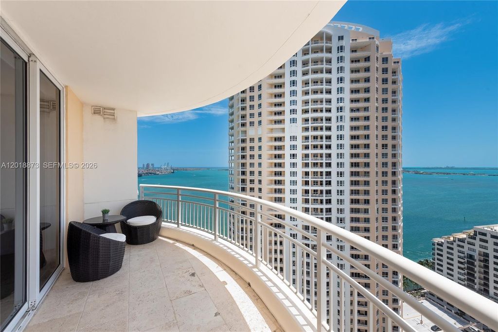 848 Brickell Key Dr 2703, Miami, FL 33131