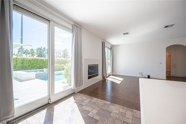 8747 Vista Cantera Court, Las Vegas, NV 89147