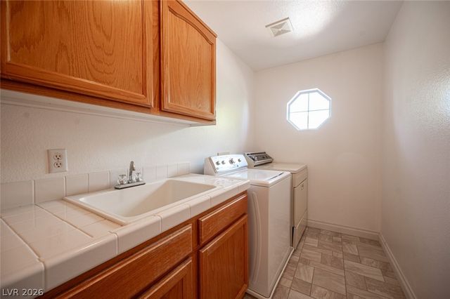 8747 Vista Cantera Court, Las Vegas, NV 89147