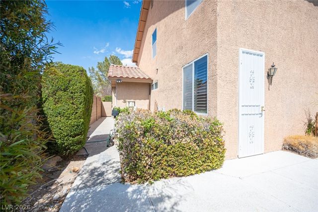 8747 Vista Cantera Court, Las Vegas, NV 89147