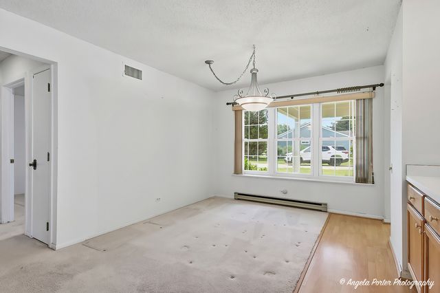 7227 Wheaton Lane 355, Fox Lake, IL 60020