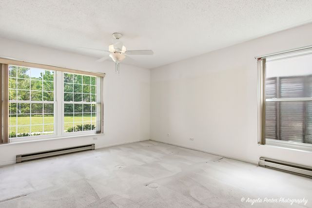 7227 Wheaton Lane 355, Fox Lake, IL 60020