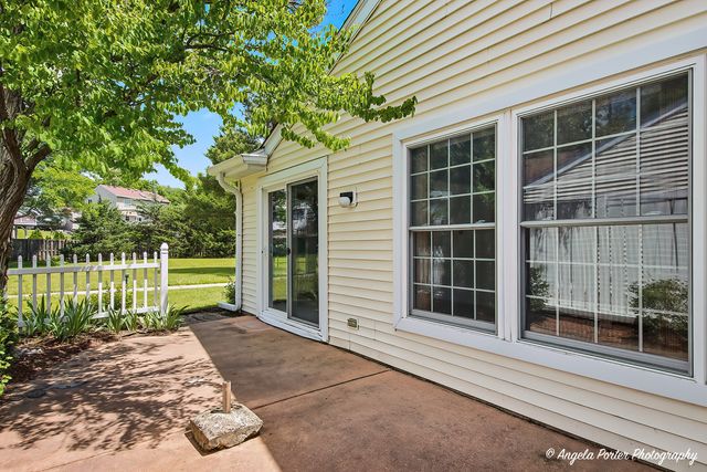 7227 Wheaton Lane 355, Fox Lake, IL 60020