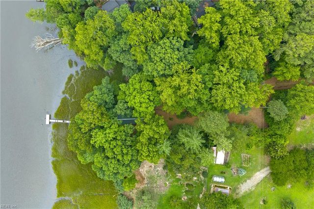 3938 Paradise Point RD, Hayes, VA 23072