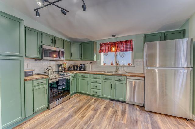 28 Jodo Way, Bethlehem, NH 03574