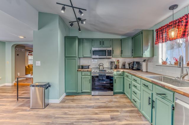 28 Jodo Way, Bethlehem, NH 03574