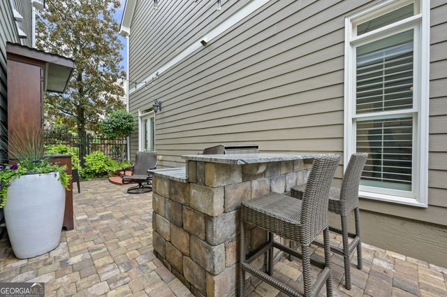 370 Kendemere Pointe, Roswell, GA 30075