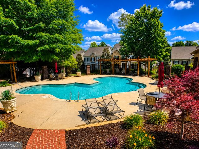 370 Kendemere Pointe, Roswell, GA 30075