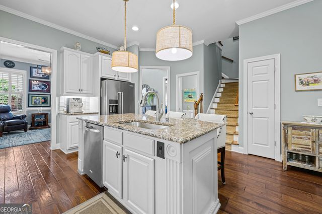 370 Kendemere Pointe, Roswell, GA 30075