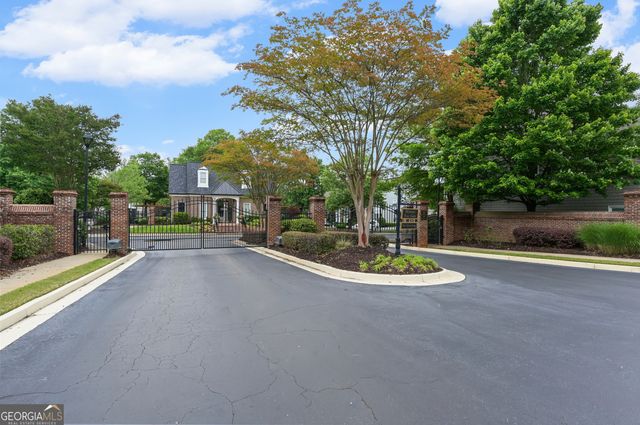 370 Kendemere Pointe, Roswell, GA 30075
