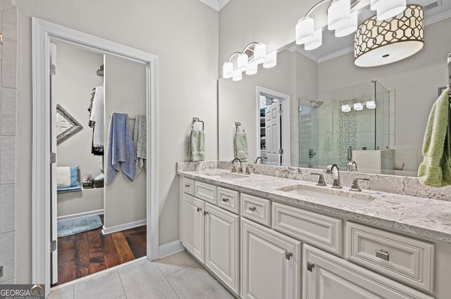 370 Kendemere Pointe, Roswell, GA 30075