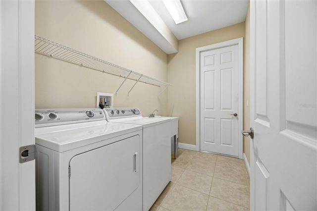 1122 CIELO COURT, North Venice, FL 34275
