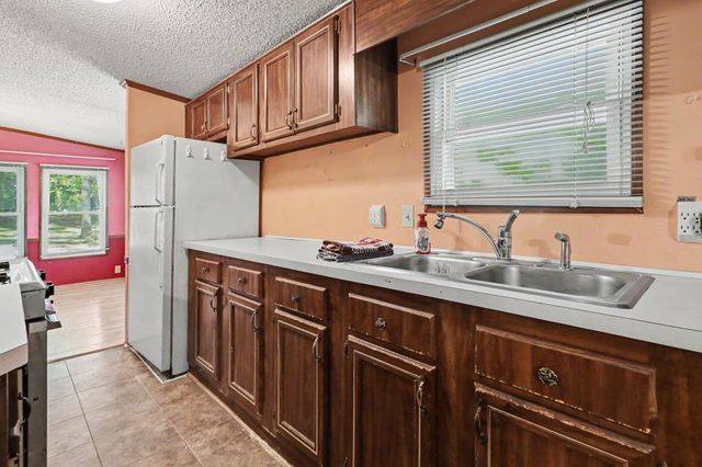 68 Walnut Drive, Woodruff, SC 29388