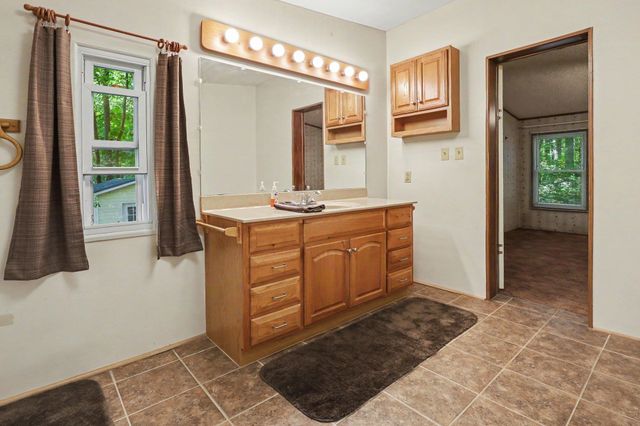 68 Walnut Drive, Woodruff, SC 29388