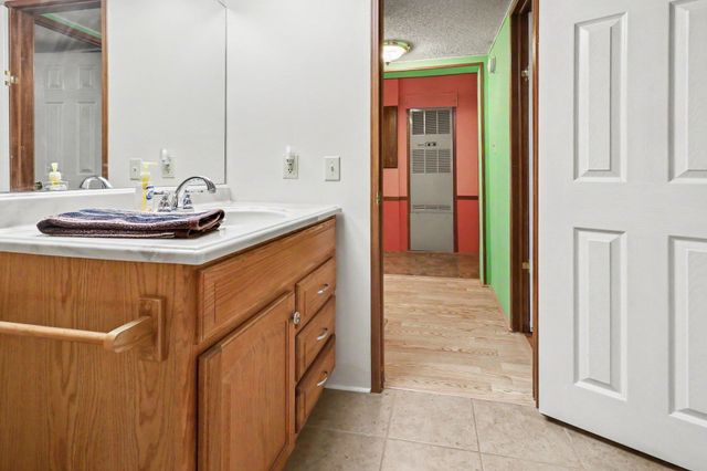 68 Walnut Drive, Woodruff, SC 29388