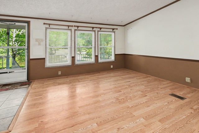 68 Walnut Drive, Woodruff, SC 29388