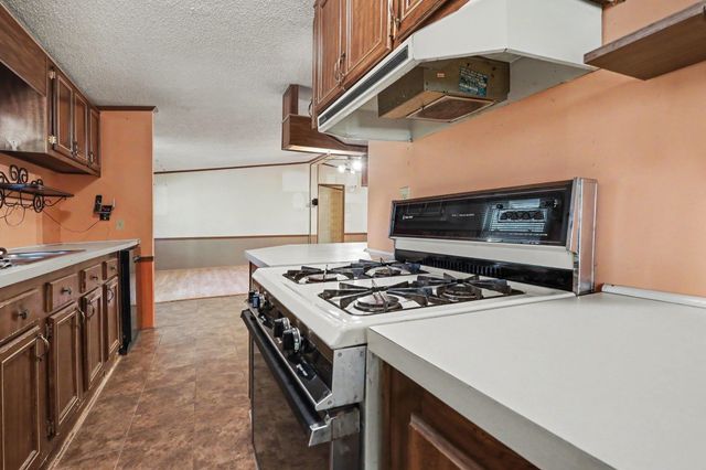 68 Walnut Drive, Woodruff, SC 29388